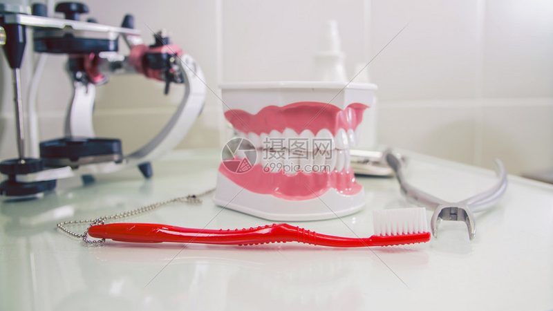 牙结石为何难除？科学洗牙方法解析**